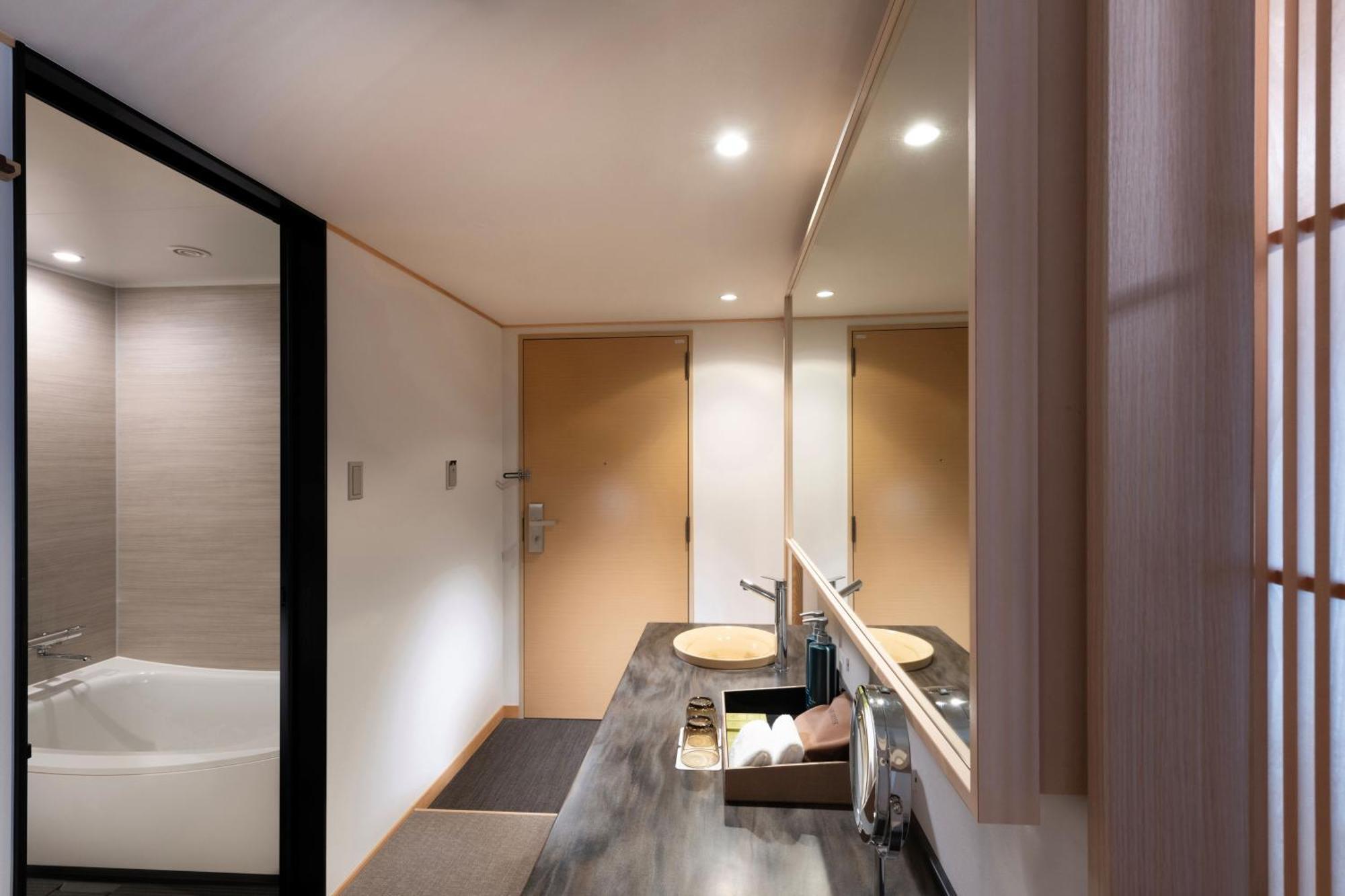 Doubletree By Hilton Kyoto Higashiyama Hotel Екстериор снимка